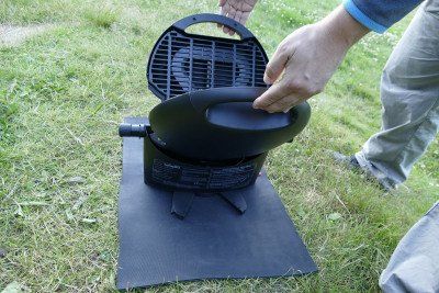 Öffnen des nomadiq Campinggasgrills