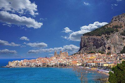 vissersdorpje Cefalù op Sicilië