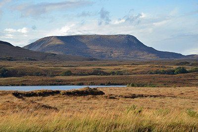 Blick auf See und Berg im Glenveagh National Park