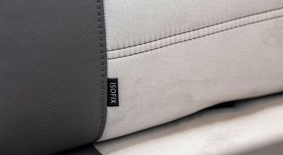 Isofix-Schild auf Rückbank des Sunlight Wohnmobils V 67 S Adventure