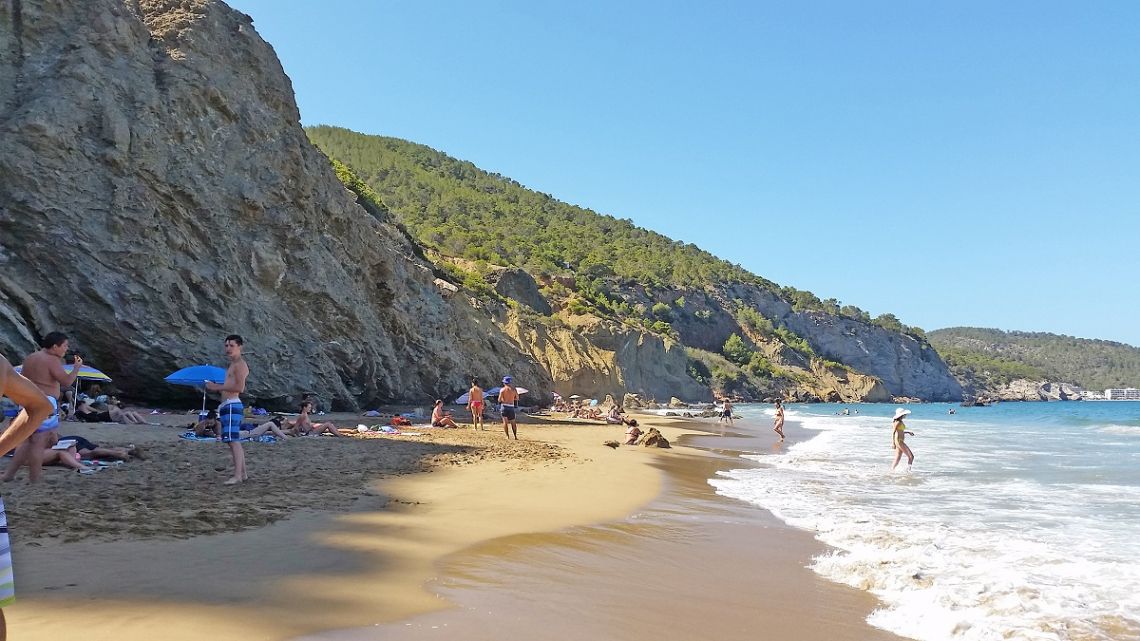 Bucht Aguas Blancas auf Ibiza
