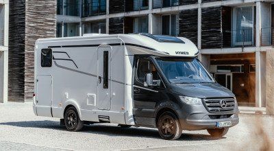 Wohnmobil Hymer Tramp S 585 mit grauem Chassis von außen