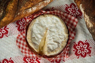 Camembert en stokbrood