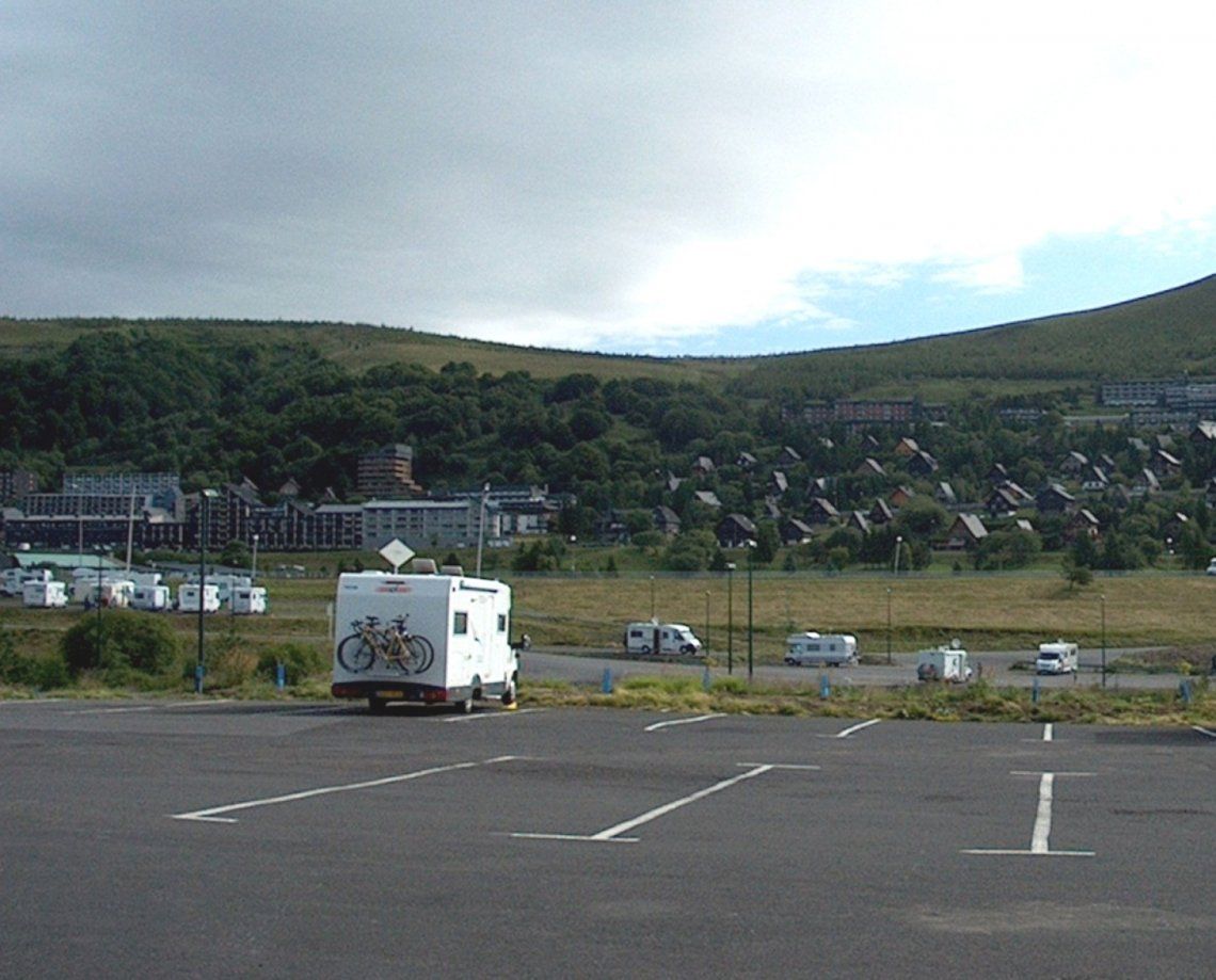 Aire De Camping Car Super Besse Auvergne
