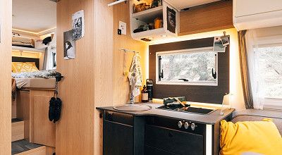 Kuechnblock im Sunlight Wohnmobil UNLTD T7433S