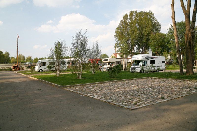 Stellplatz am Schlosshafen