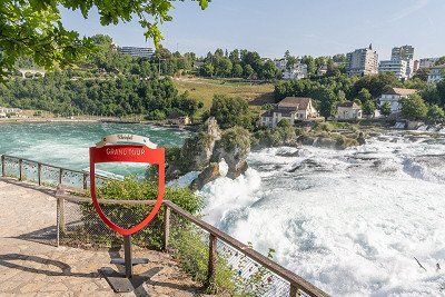 Grand Tour Fotospot am Rheinfall