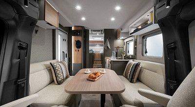 Hymer Wohnmobil GT-S mit Laengssitzgruppe