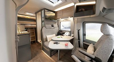 Wohnbereich im Dethleffs Wohnmobil Globebus Performance 4x4 T16