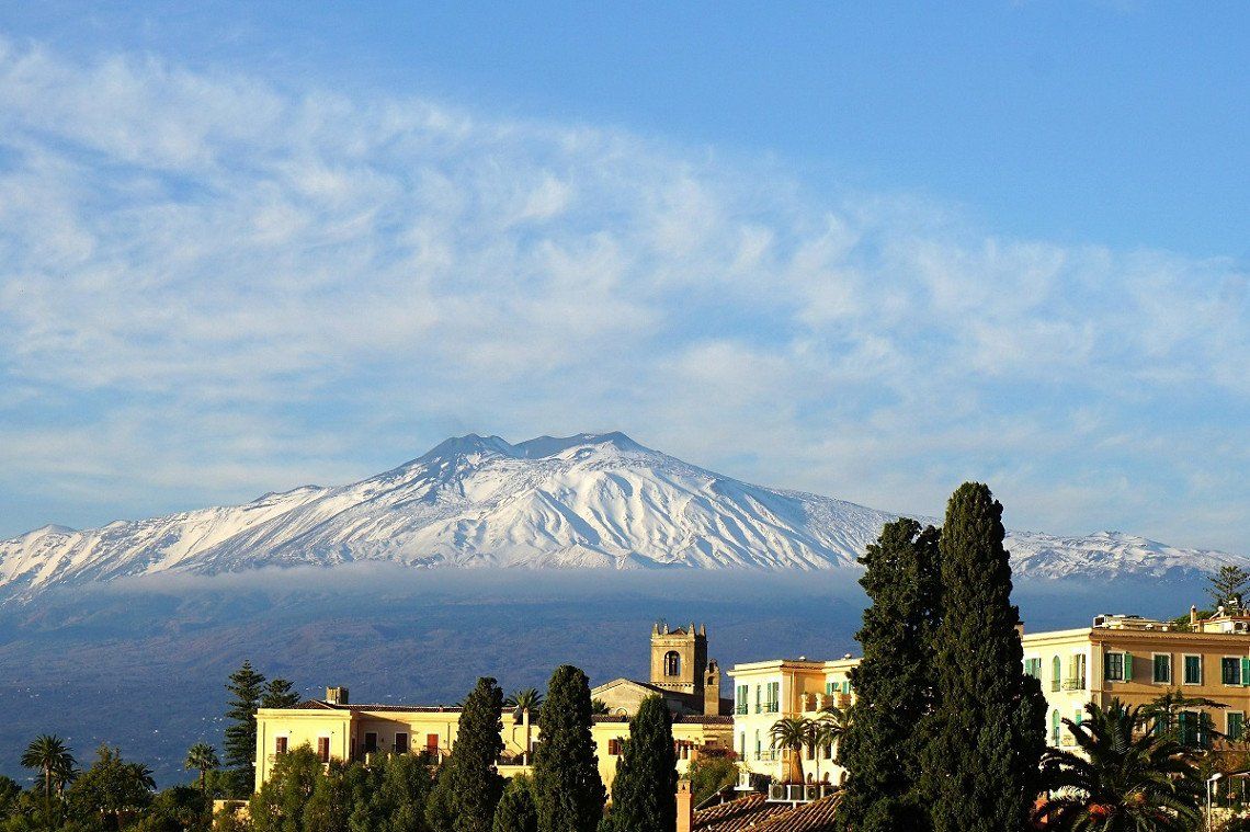 Blik op de Etna, Sicilië