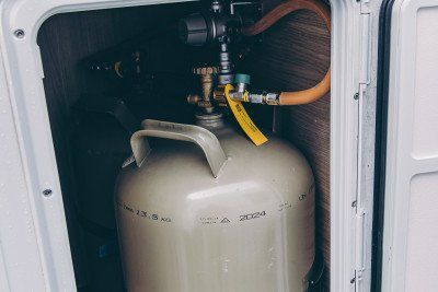 Gasflasche mit Ablaufdatum 2024 im Sunlight Wohnmobil