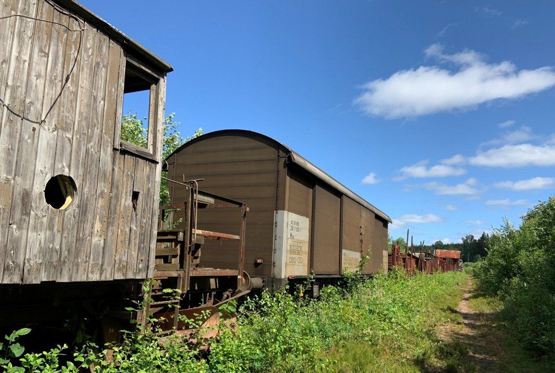 Stillgelegter Zug bei Pershyttan in Schweden
