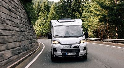 Sunlight Wohnmobil V 67 S von vorne in der Adventure Ausstattung