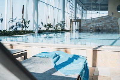 Badebereich innen Therme Meersburg