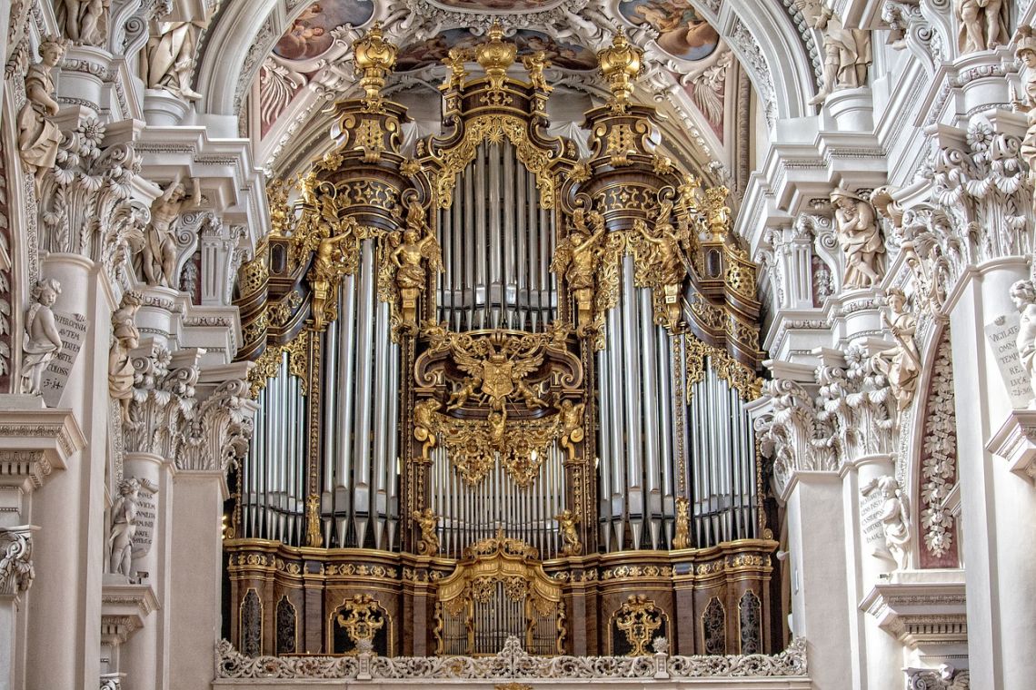 Organ in St Stephen's Cathedral in Passau