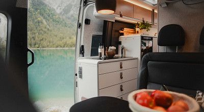 Kueche im Hymer Campervan Grand Canyon S