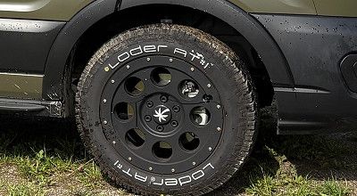 17-Zoll Offroadreifen des Sunlight Campervan Cliff 4x4 Greentrek