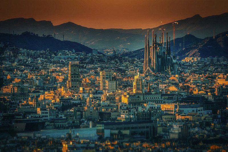 Barcelona: Camping and tourist attractions