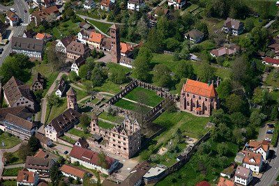 Ruinen der Klosteranlagen Hirsau aus der Vogelperspektive