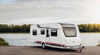 Buerstner Wohnwagen Averso 535 TL von aussen