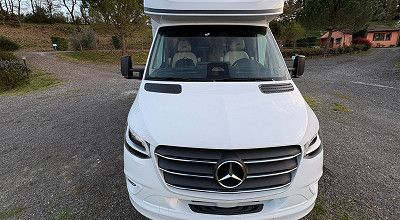 Mercedes Fahrerhaus des Laika Kreos L 5009 MB von vorne