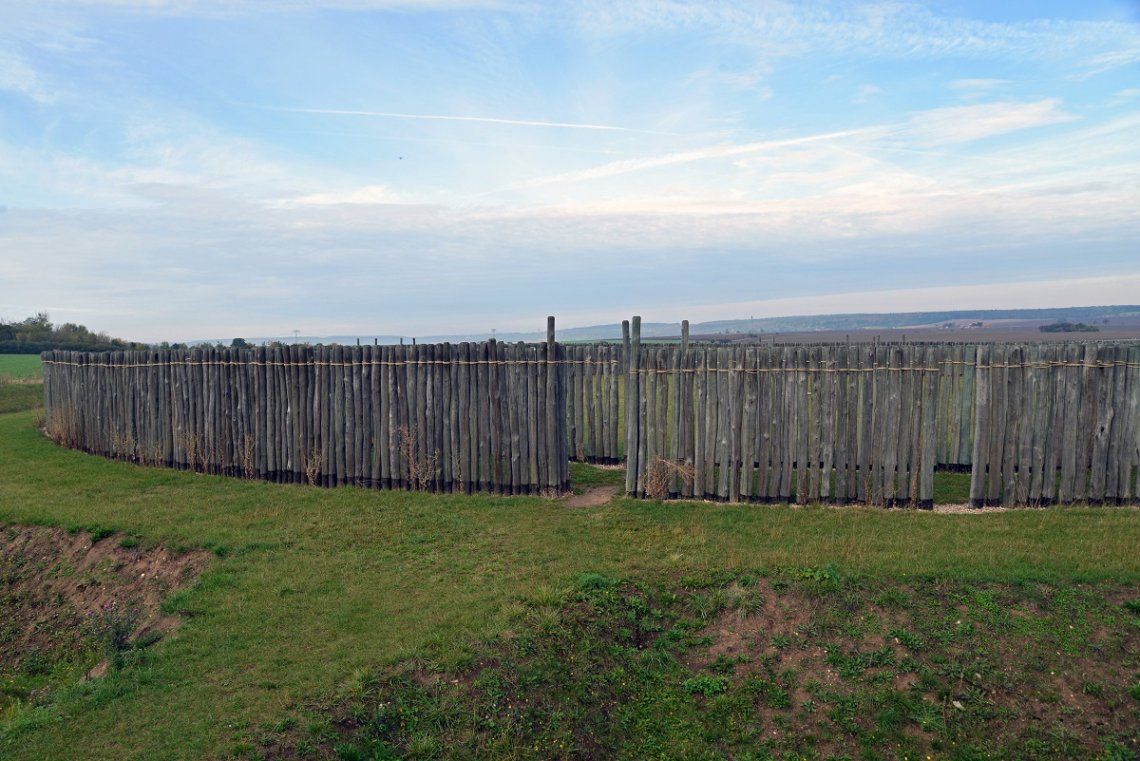 Kreisgrabenanlage in Goseck mit Palisaden