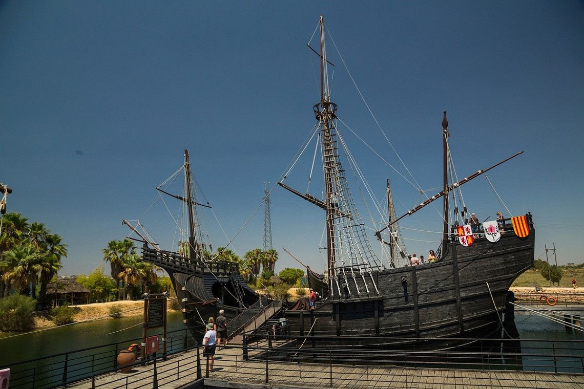 Museumsschiffe im Hafen von Huelva