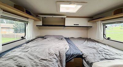 Einzelbetten im Heck des Sunlight Wohnmobils V 67 S Adventure